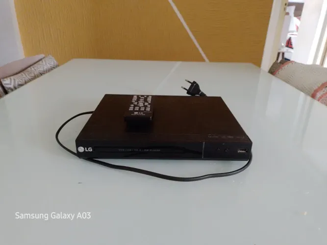 Dvd player LG DP132 [funcionando perfeitamente]