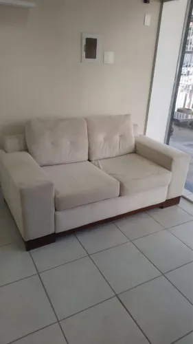 Sofá dois lugares
