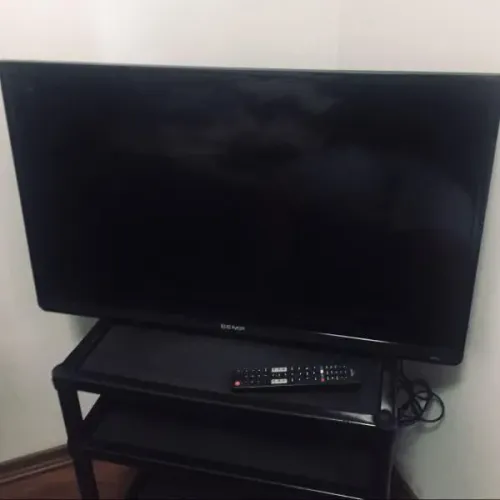 Vendo tv Toshiba com áudio sem imagem 32 polegadas