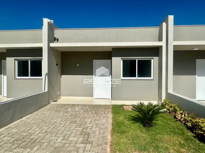 Casa à venda no Condomínio Recife com 2 quartos