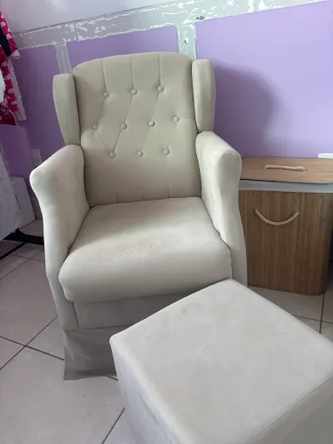 VENDE SE POLTRONA