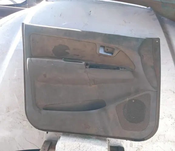 Forro porta dianteira esquerda Hilux sw4 2005 2015