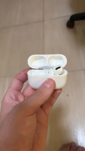 Airpods Pro 1°Geração (A2190) Faltando lado Esquerdo