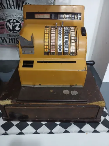 Máquina registradora antiga