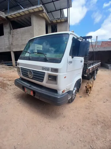 2 veiculo 1vw 8150 eletronico 2006 139mil e outro8120 ano 2003 129mil