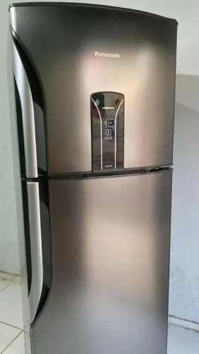 Geladeira Panasonic inox