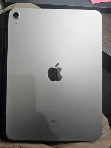 Ipad 10 geração 256GB - Pouquissimo uso - Com capa, teclado e mouse sem fio