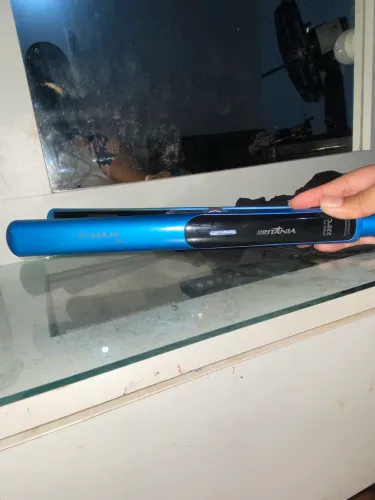 Prancha de Cabelo Britânia Titanium Plus 