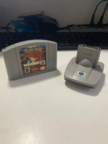 Lote Jogo Original N64 Pokémon Stadium + Transfer Pak funcionando 100%. Envio OLX PAY