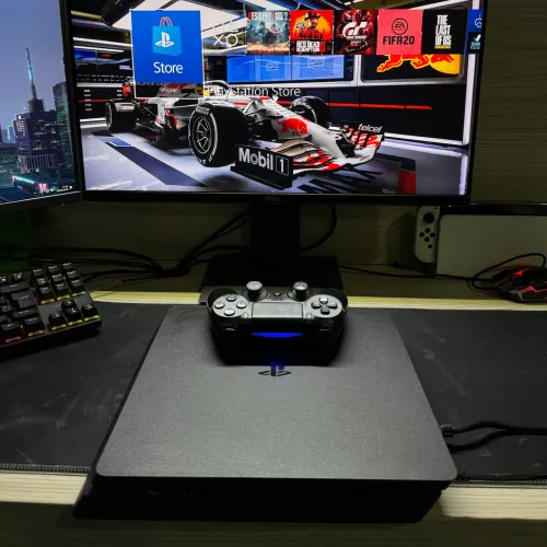 Playstation 4 slim 1tb estado de novo