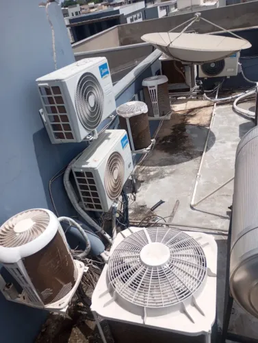 Técnico em centrais de ar máquina de lavar geladeira freezer micro-ondas 