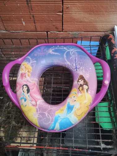 Assento Redutor infantil princesas da Disney