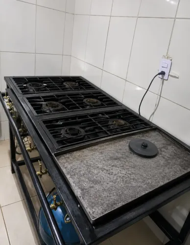 Fogão Industrial 6 Bocas com Chapa - Baixa Pressão, Reforçado