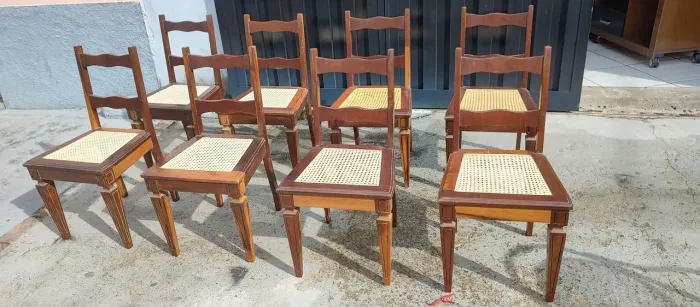 BOTUCATU. 8 CAD MADEIRA MACIÇA/NOBRE ASSENTO PALHA INDIANA. RARIDADE