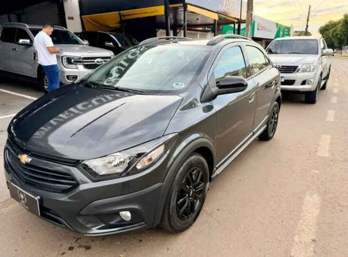 Chevrolet Onix Activ 1.4 8V Flex Aut. 4P 2019