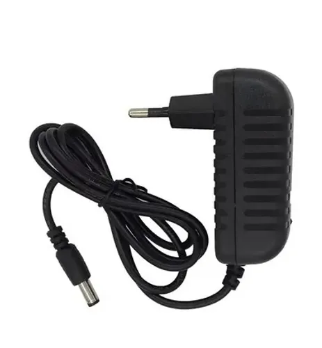 Fonte Carregador De Alimentação 12v 2Ah