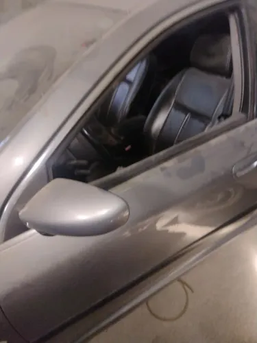 Porta esquerda Peugeot 607 2001