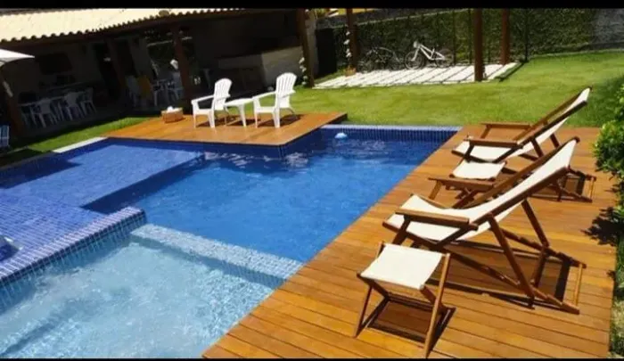 Casa 4/4 , piscina com hidro, varanda gourmet. Condomínio Vilas do Jacuipe!!