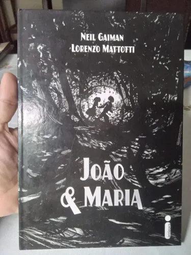 HQ capa dura João e Maria de Neil Gaiman