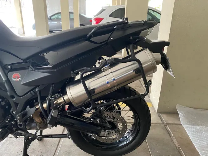 Suporte lateral de baús Givi engate rápido PIr5103 Bmw F800gs 