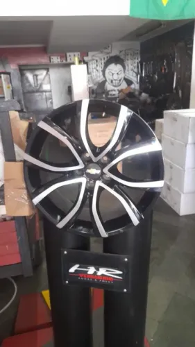 jogo de rodas esportivas mack 18x8 5x115 et35 preta diamantada seminova