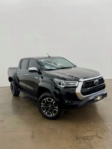 TOYOTA HILUX SRX PLUS DIESEL 2024