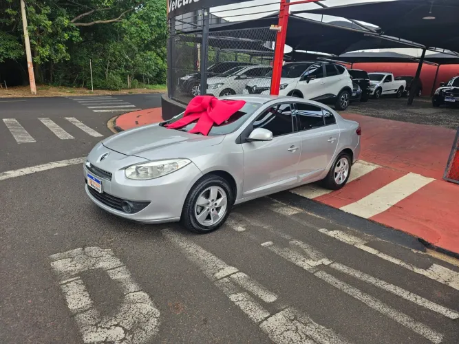 Renault Fluence Sed. Dynamique 2.0 16V Flex Aut. 2014