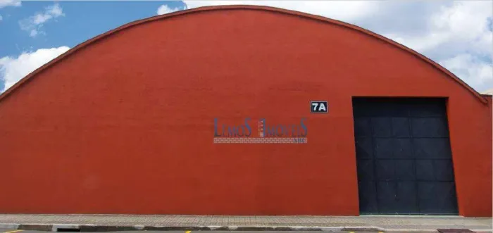 Galpão para alugar, 814 m² por R$ 24.400/mês - Protestantes - Votorantim/SP
