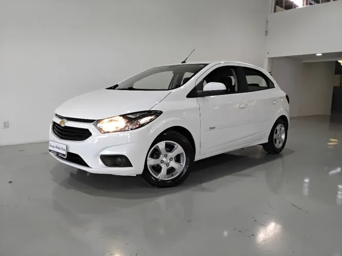 Chevrolet Onix Hatch LT 1.4 8V Flexpower 5P Mec. 2019