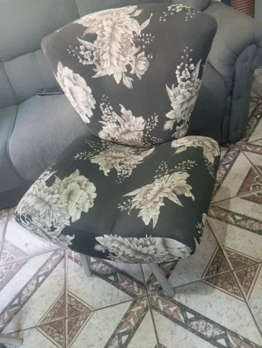 Poltronas estampadas florais
