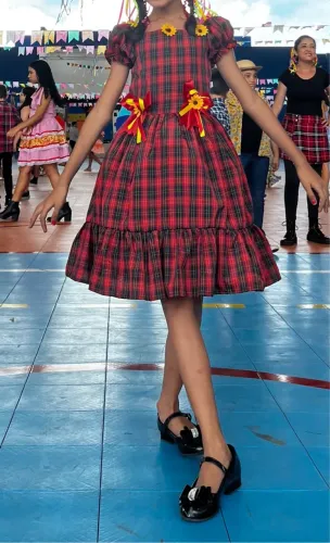 Vestido xadrez junino infantil