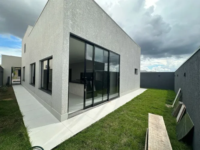 Casa em Condomínio Verana