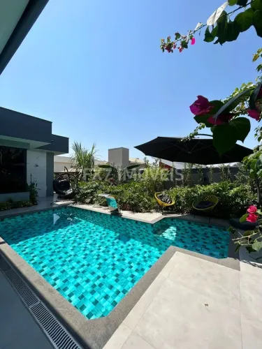 Casa a venda no Condominio Vila Bela Florença em Paulinia com 4 suites