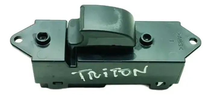 Botão Vidro Elétrico Dianteiro Direito L200 Triton 2016