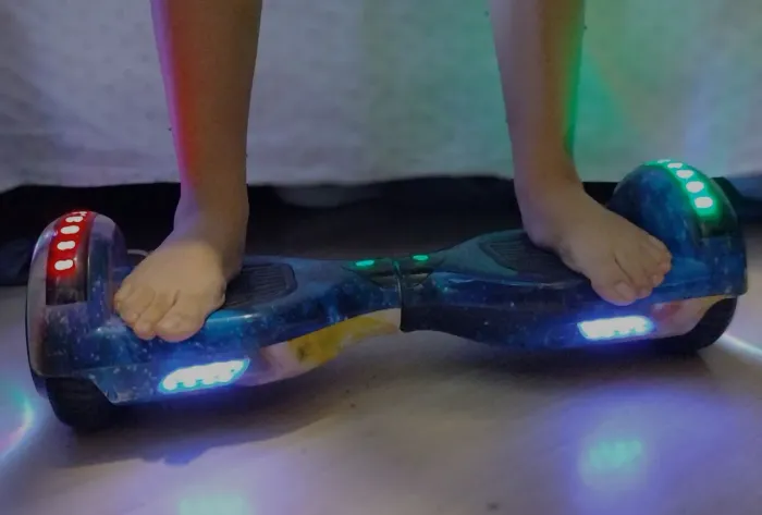 Hoverboard com luzes LED Bluetooth 