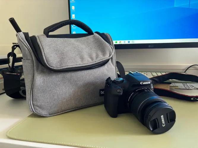 Câmera EOS Rebel T7 Canon 