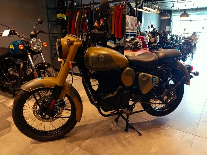 ROYAL ENFIELD - CLASSIC 350  2026