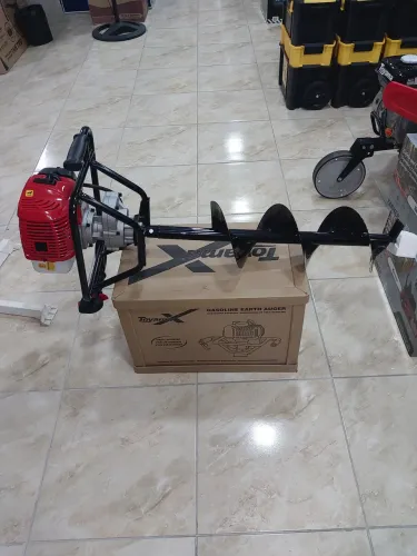 Perfurador de solo PS52 2.5hp c/ broca Toyama (Novo)