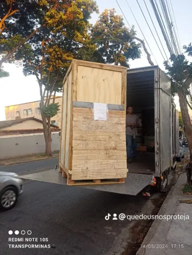 Transporte de Equipamento Médico em BH/MG