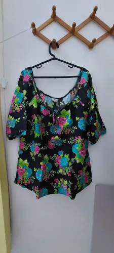 Lindas blusas variadas preço unitário