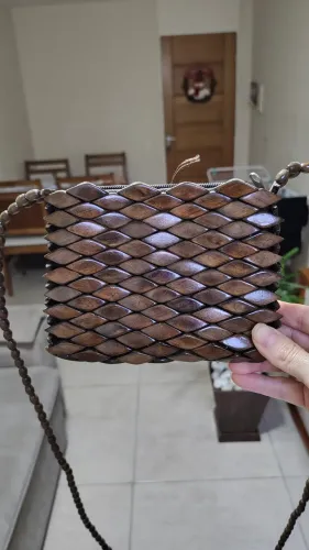 Bolsa Tira Colo Artesanal de Madeira - NOVA
