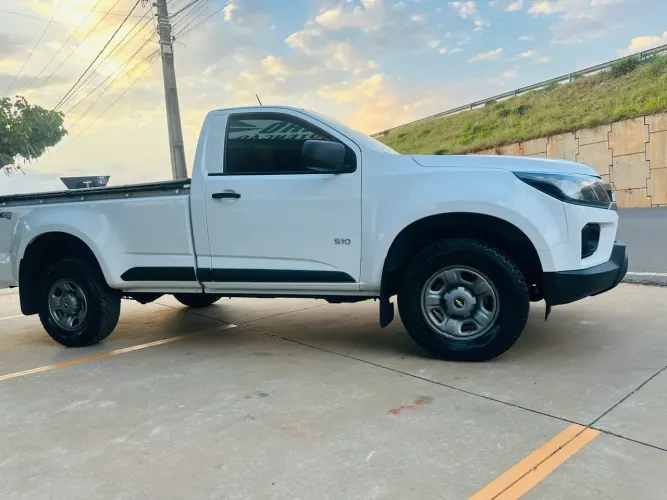 Chevrolet S10 Pick-up LS 2.8 TDI 4X4 CS Diesel 2022