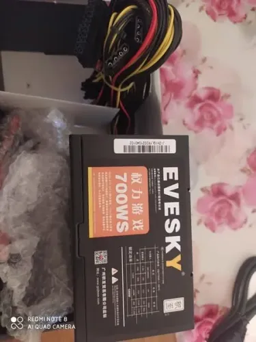 Fonte de alimentação para jogos atx 6pin Newst 700W ATX 80 plus real EVESKY