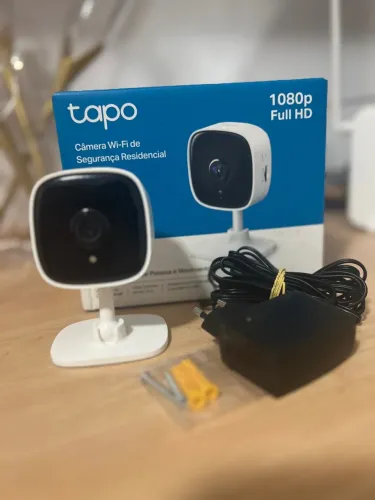 Câmera de Segurança Wi-Fi Tapo 1080p Full HD