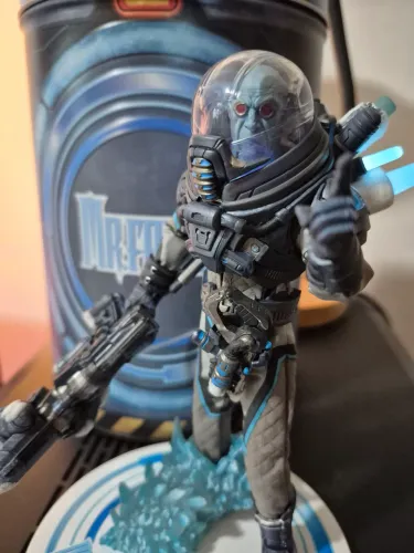 Mezco Mr Freeze - Deluxe Edition 