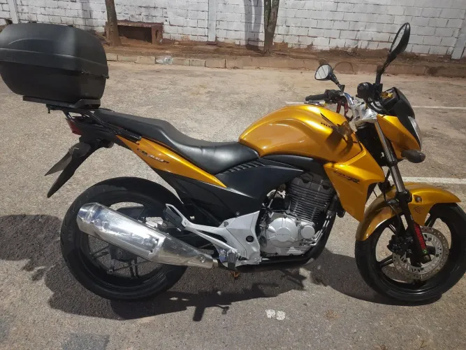 CB 300r 2010