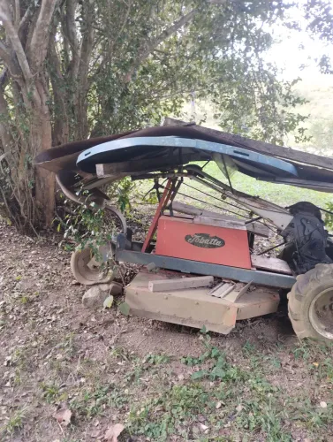 Cortador de Grama Tobatta