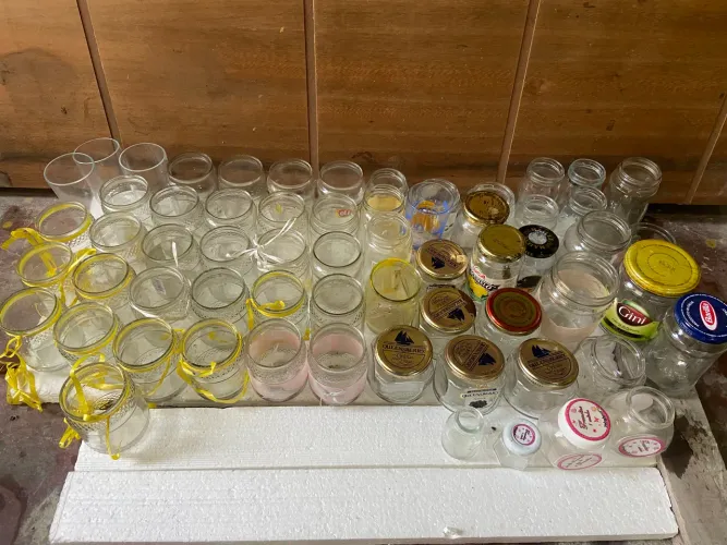 62 Vidros diversos vazios 