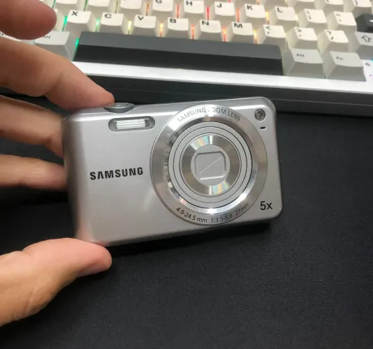 Câmera Digital 10.2MP Samsung ES65 Perfeito estado