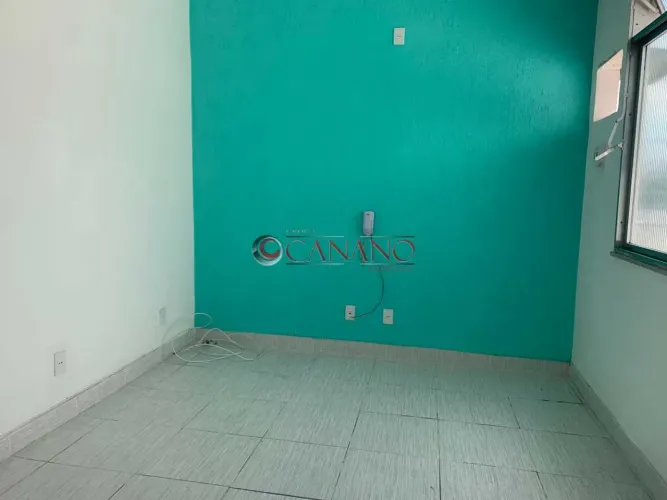 Vendo Sala Comercial Av Dom Helder Camara Cascadura